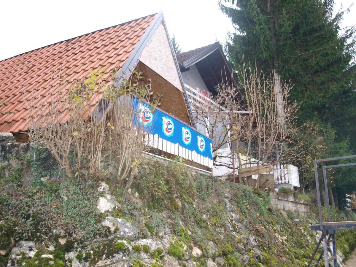 Ferienwohnung Alfa Kulen Vakuf Exterior foto